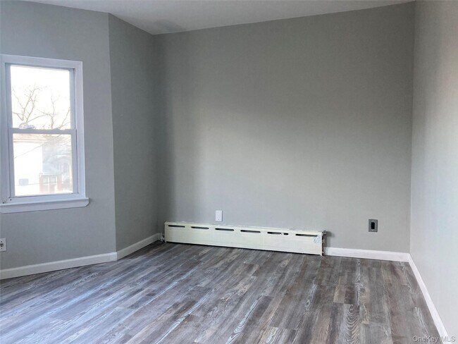 Foto del edificio - 84-32 109th Ave