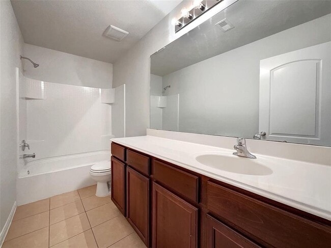Building Photo - 2514 Golden Brandy Ln