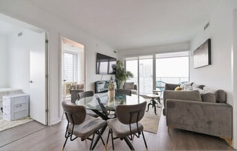 Building Photo - 6 Breadalbane St