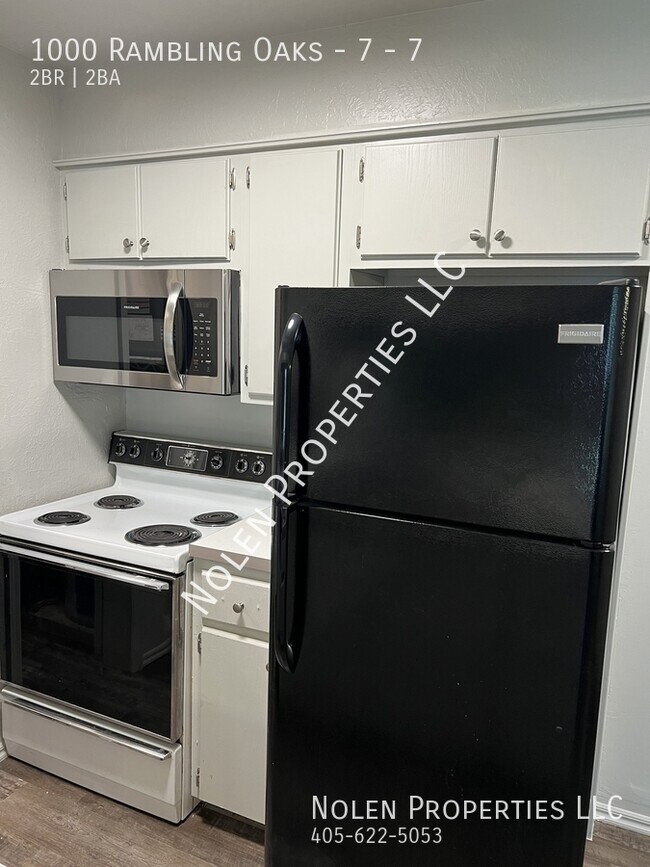 Foto del edificio - 1000 Rambling Oaks Dr