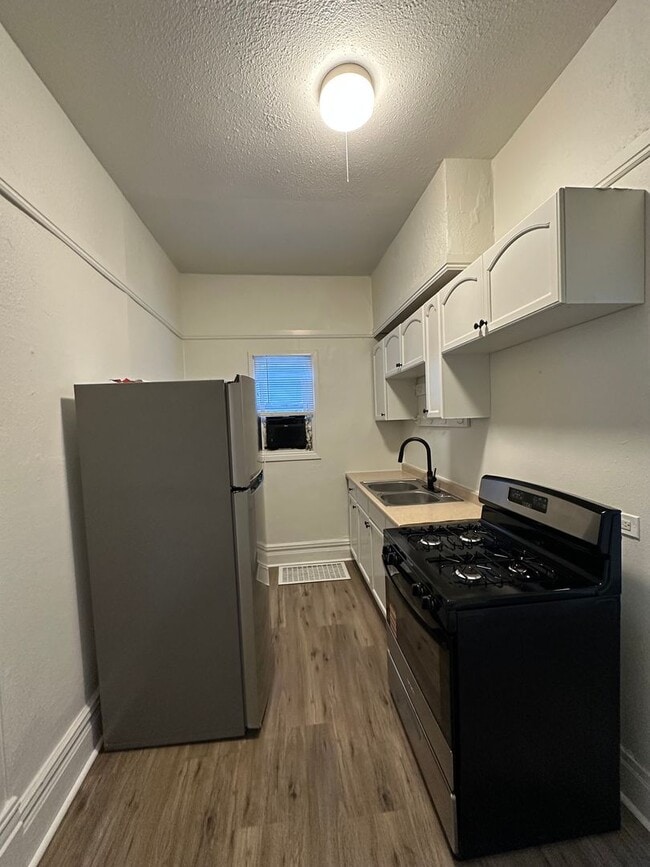 Foto del edificio - 53 N Chicago St