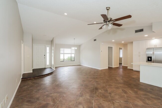 Building Photo - 9313 Pebble Creek Dr