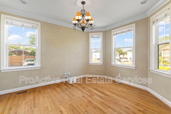 Building Photo - 1225 Hillside Ave