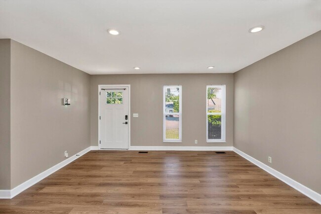 Foto del edificio - 3153 Towne Village Rd