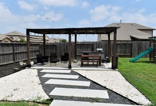 Building Photo - 29238 Jacobs River Dr