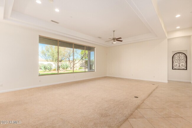 Building Photo - 11426 E Blue Sky Dr