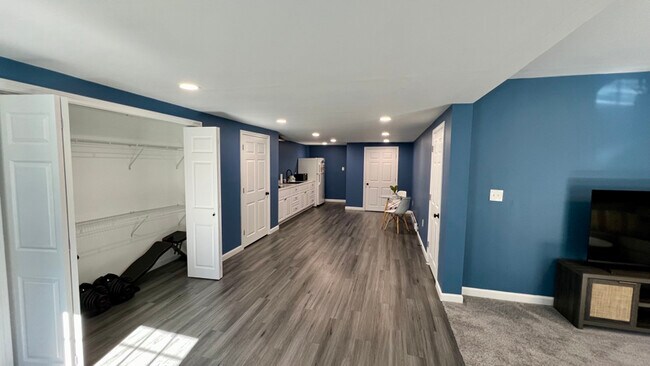 Foto del edificio - 58 Dartmouth Dr