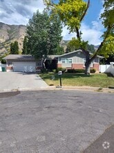 Building Photo - 1740 E 1550 N