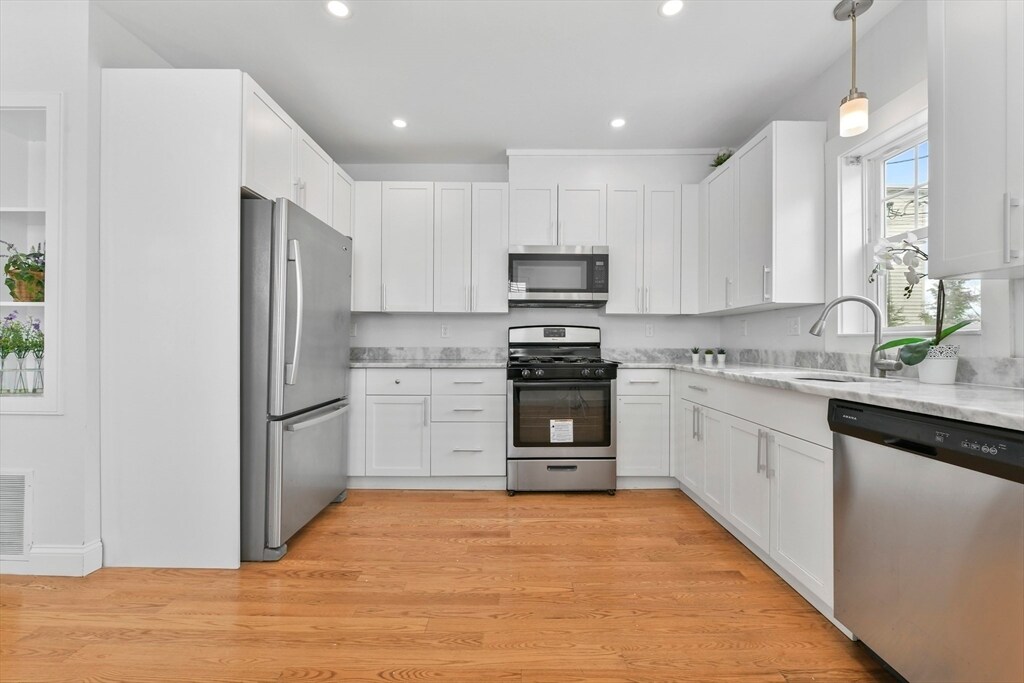 30 River St, Braintree, MA 02184 Townhome Rentals in Braintree MA