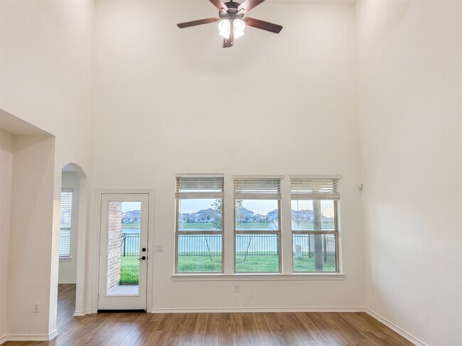 Building Photo - 1357 Grass Bnd Dr