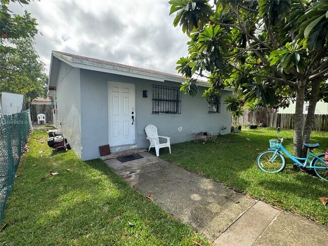 Foto del edificio - 430 SW 6th St