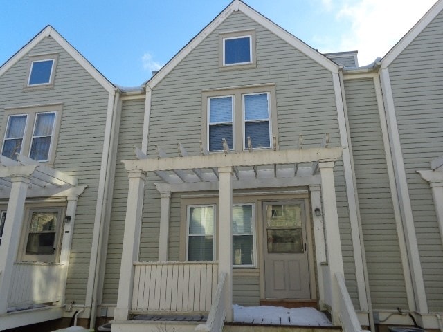 Primary Photo - 217 N Walnut Street Unit B