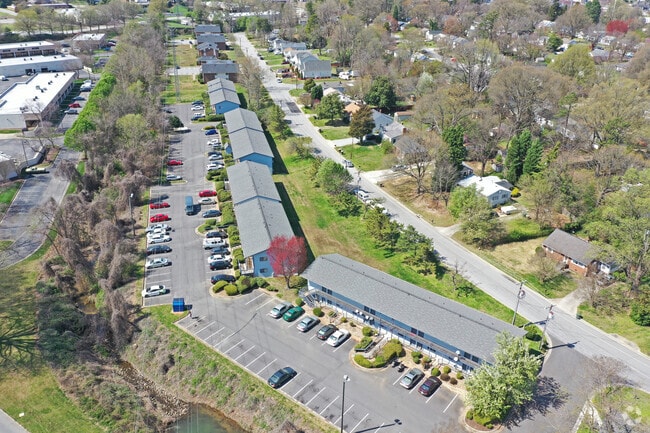 Aerial Photo - Pepper Tree Apartments