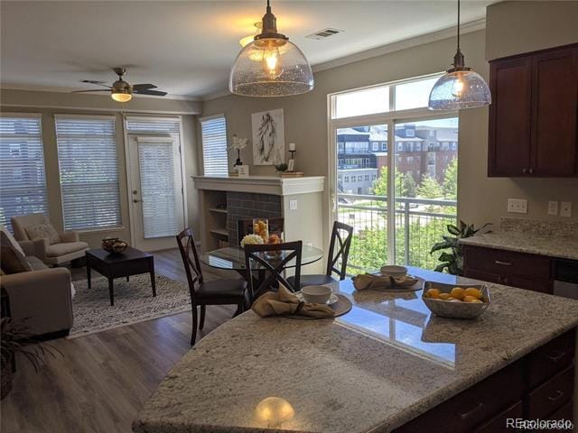 Foto del edificio - 10176 Park Meadows Dr