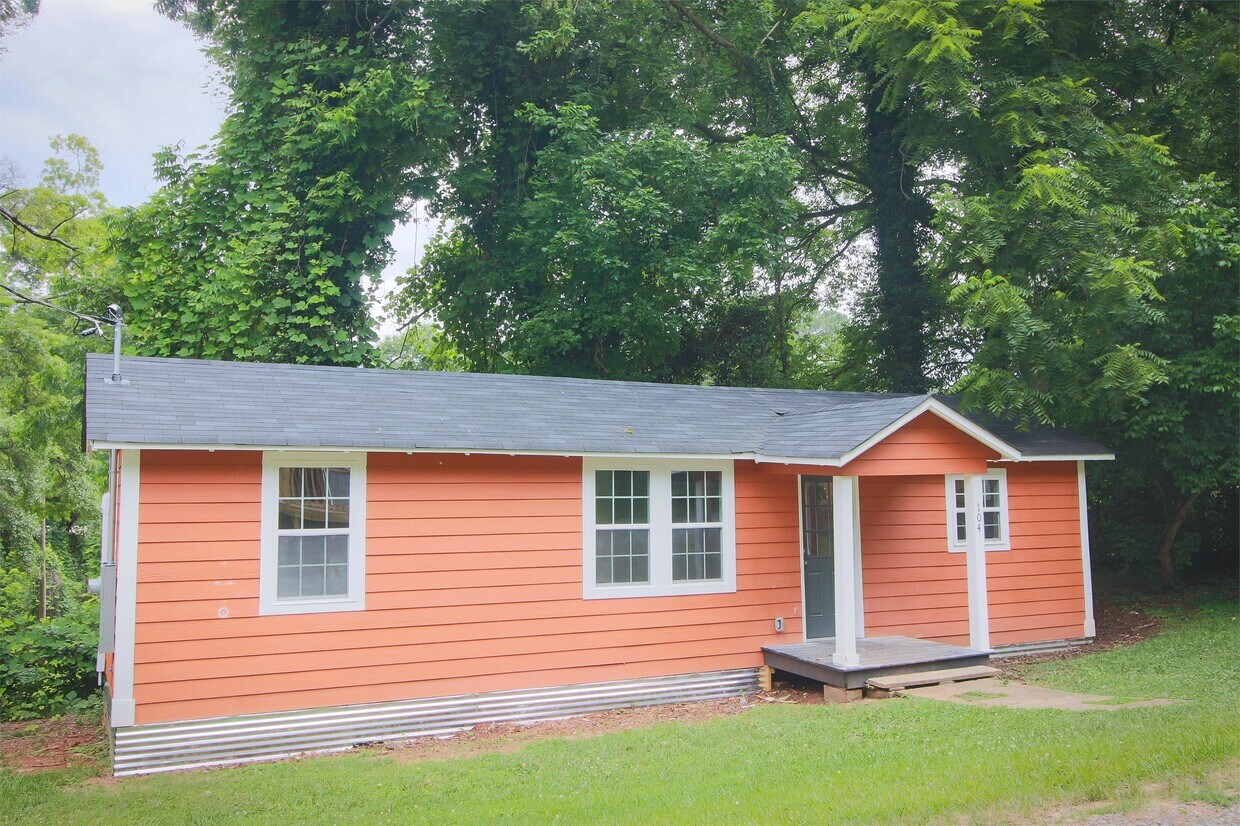 104 Dog Day Dr, Cramerton, NC 28032 House Rental in Cramerton, NC