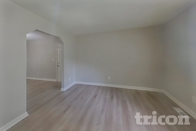 Building Photo - 3060 Orbit Cir