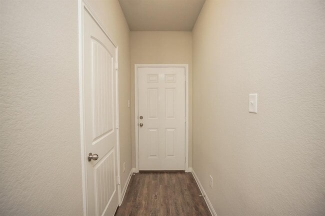 Building Photo - 3331 Rosselli Brush Dr