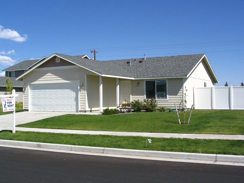 7015 S Mudlen St, Cheney, WA 99004 House for Rent in Cheney, WA