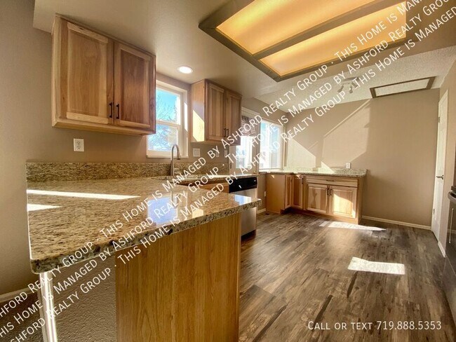 Foto del edificio - 8001 Horizon Dr