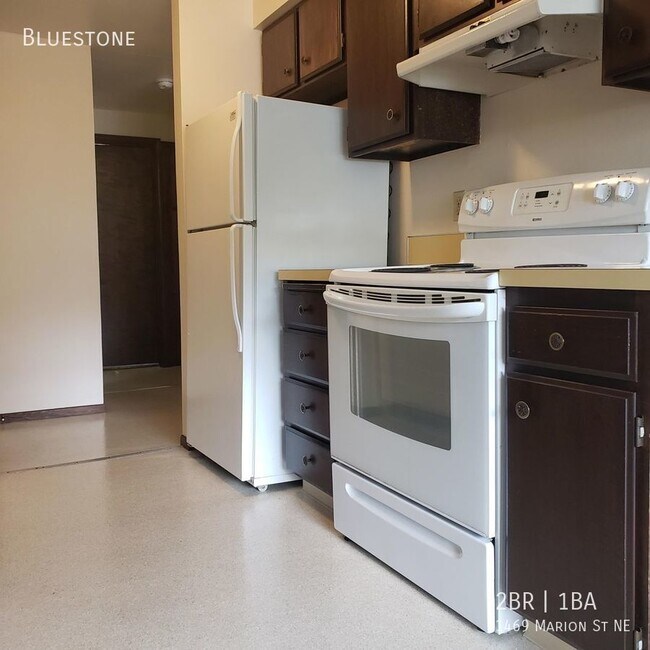 Building Photo - 2 Bedroom Apartment in Salem (Upstairs) - ...