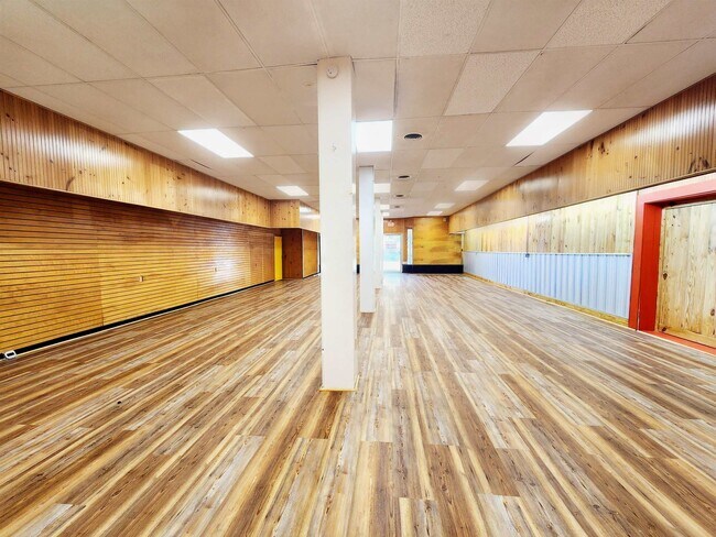 Foto del edificio - 129 N Jefferson St