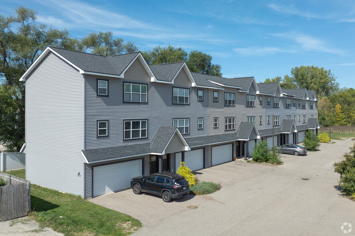 Primary Photo - Riverstone Townhomes - Phase II