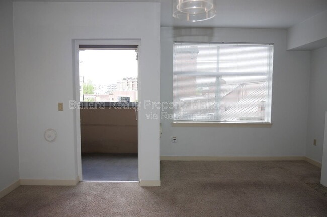 Building Photo - 5450 Leary Ave NW