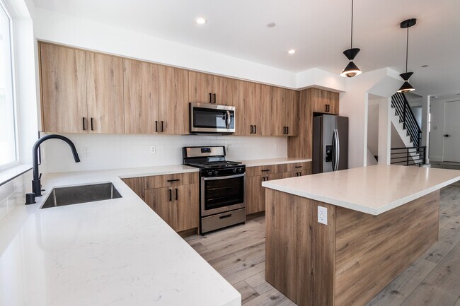 Foto del edificio - 4293 Tujunga Ave