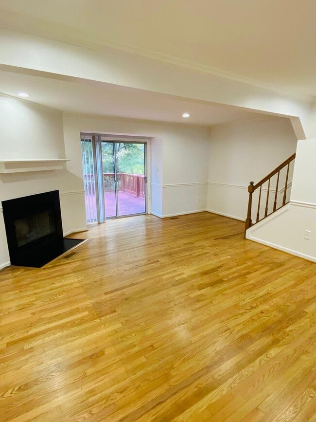 Photo - 3187 Sonia Trl Townhome