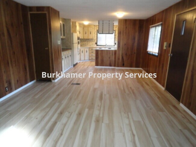 Building Photo - 44 William McCleary Rd