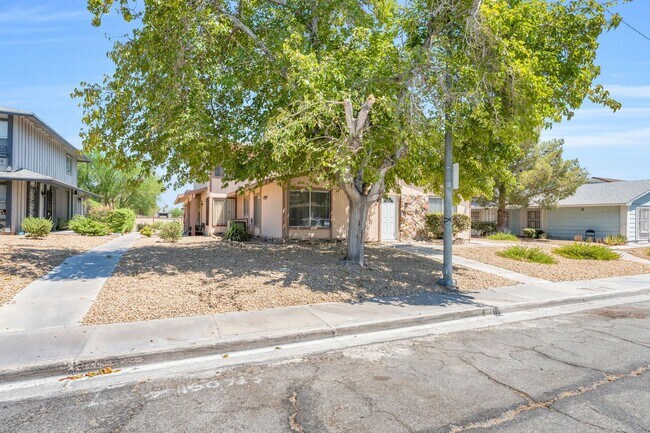 Foto del edificio - 1438 Lorilyn Ave