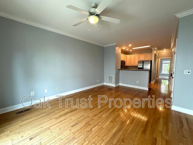 Building Photo - 1815 Dogwood Rd