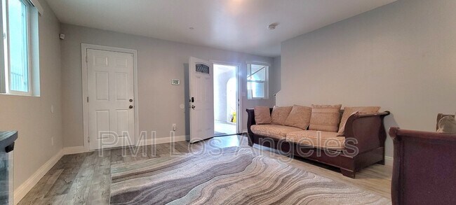 Foto del edificio - 1665 E 84th St