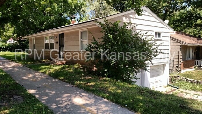 Primary Photo - 3116 E Gregory Blvd