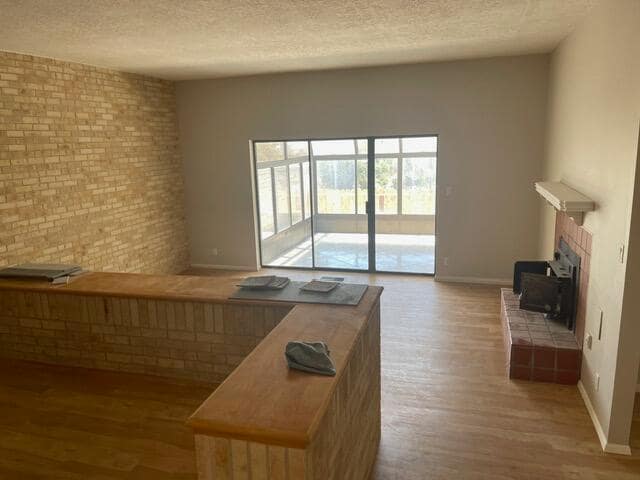 Foto del edificio - 4449 Walden Ln NE