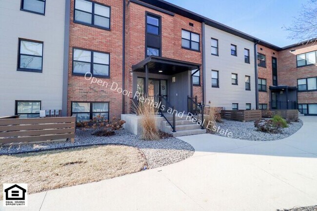Foto del edificio - 1823 Griswold Dr