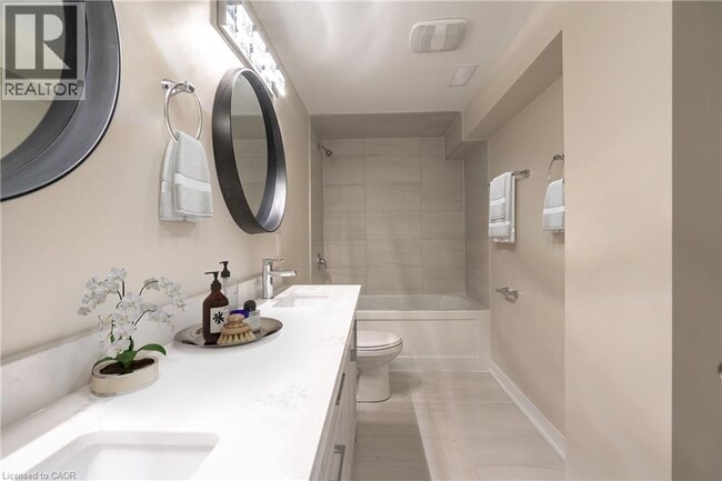 Photo du bâtiment - 749 Upper Ottawa St