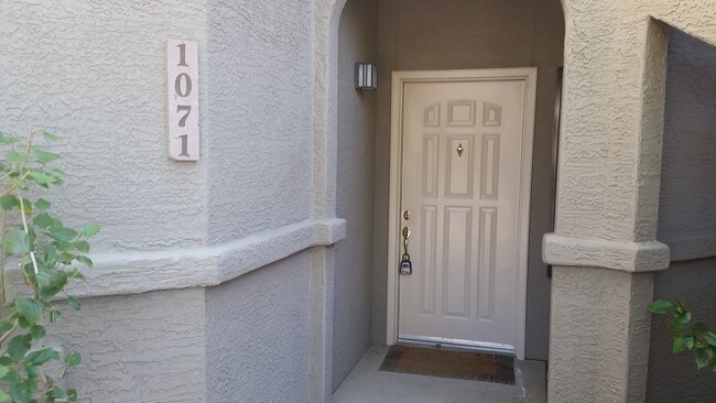 Front - 15050 N Thompson Peak Pkwy