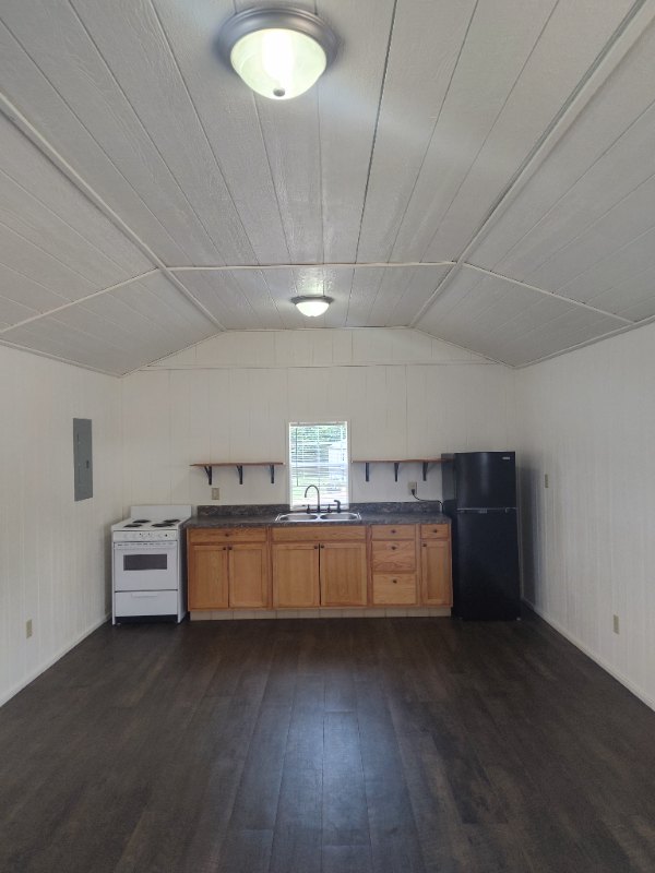 Building Photo - 101 Co Rd 910
