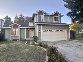 Building Photo - 4145 Rockford Dr