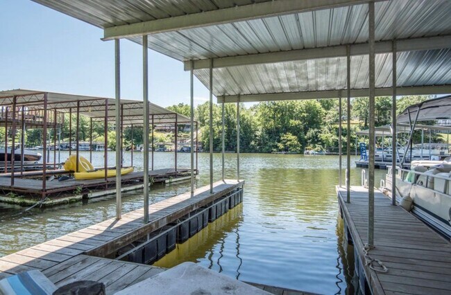 Foto del edificio - Lotawana Lakehouse