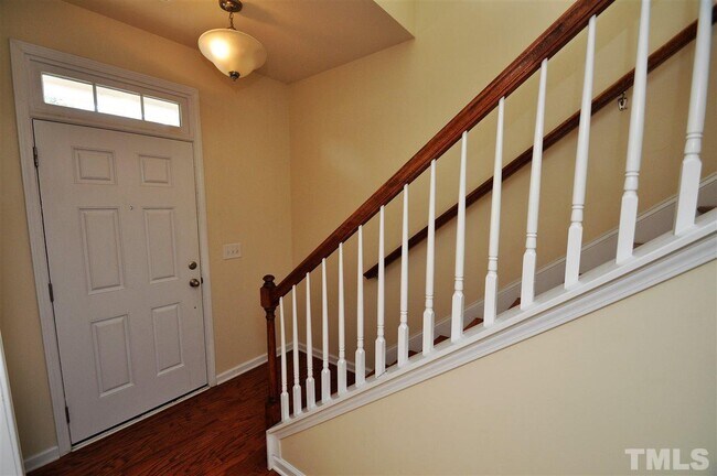 Building Photo - 9120 Falkwood Rd