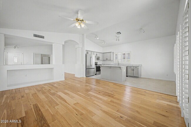 Building Photo - 4626 E Charleston Ave