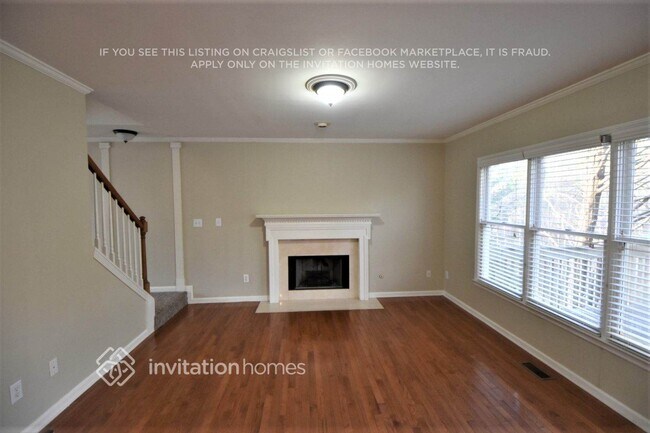 Building Photo - 1055 River Overlook Dr NW