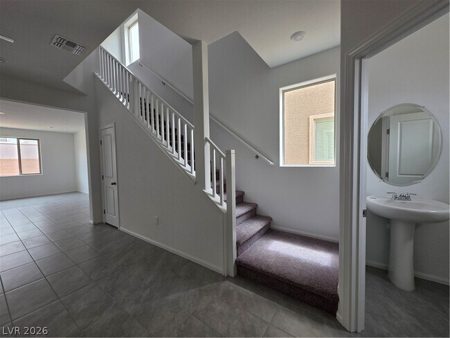 Foto del edificio - 7376 Pioneer Way