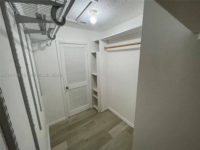 Foto del edificio - 3529 NW 94th Ave