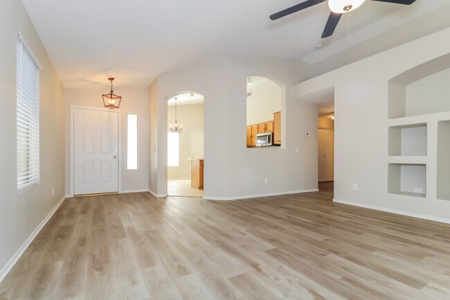 Foto del edificio - 14838 W Lamoille Dr