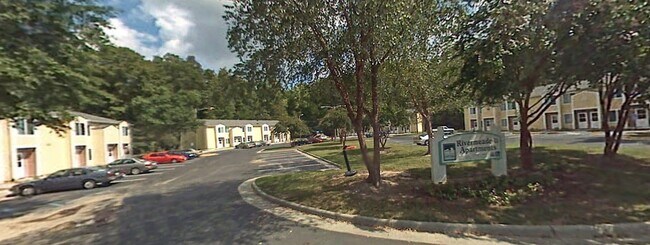 Building Photo - 100 Rivermeade Ct