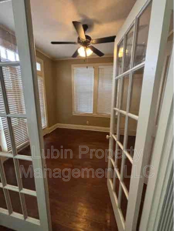 Foto del edificio - 1779 Madison Ave