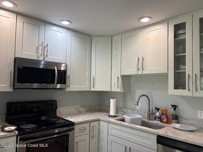 Foto del edificio - 1145 N Shannon Ave